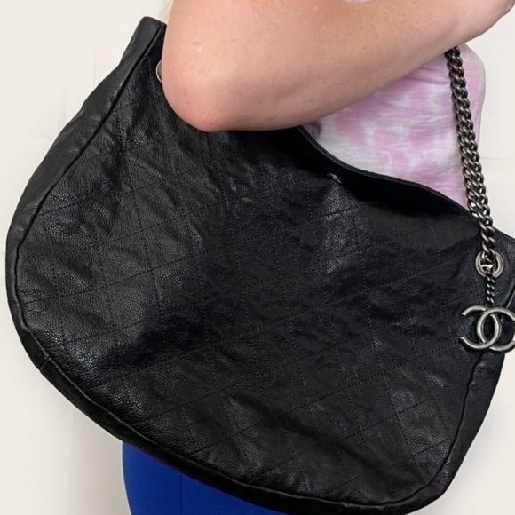 Chanel Caviar Quilted Foldover Shoulder Bag - Picture 11 of 11